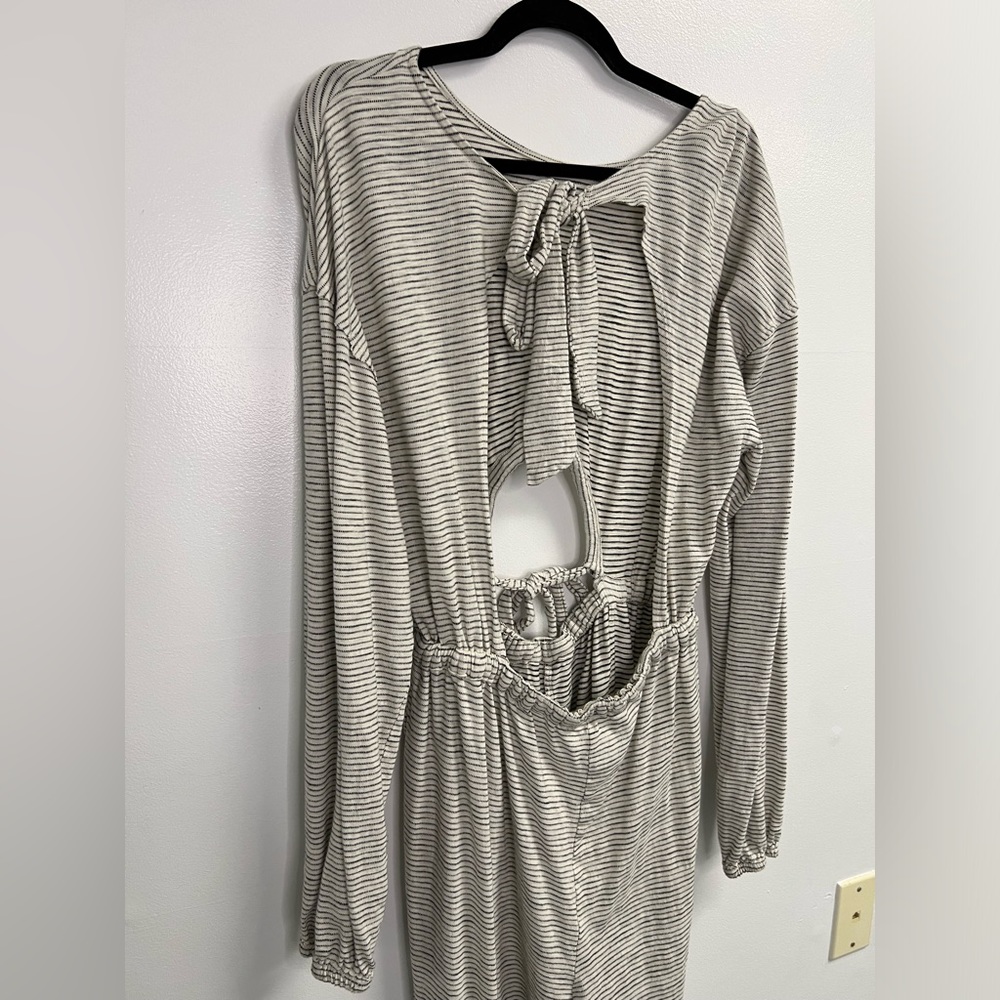 Free People This Is Your Sunday Striped Cutout Jumpsuit Size S Grey/White - Picture 10 of 13